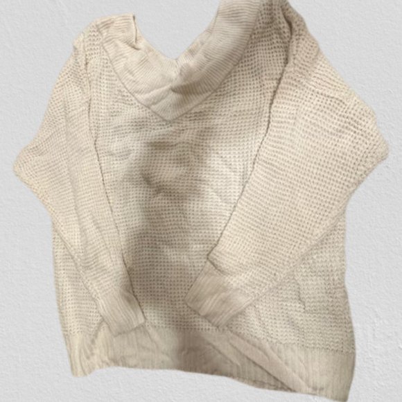 White Oversized V Neck Waffle Sweater 4262 NWT Boutique - Picture 4 of 9